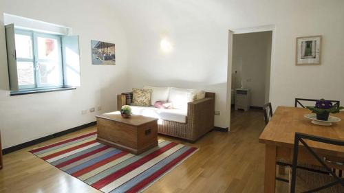 Colletta Apartment | Discover Cassa di Loggia in a Captivating Medieval Setting