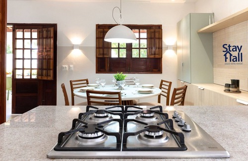 Praia dos Carneiros House | Beachfront 4-Bedroom Cassa em Cond with Family Amenities