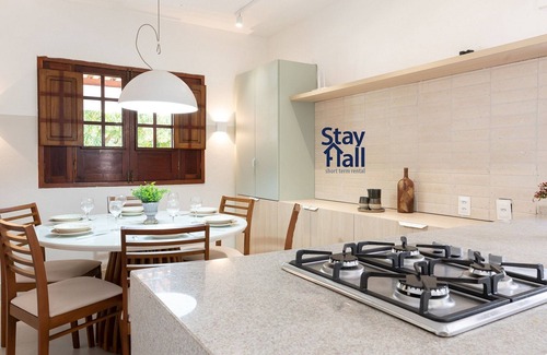 Praia dos Carneiros House | Beachfront 4-Bedroom Cassa em Cond with Family Amenities