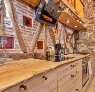 Figeac Apartment | Family-Friendly Cassiopée with Hot Tub & Great Reviews