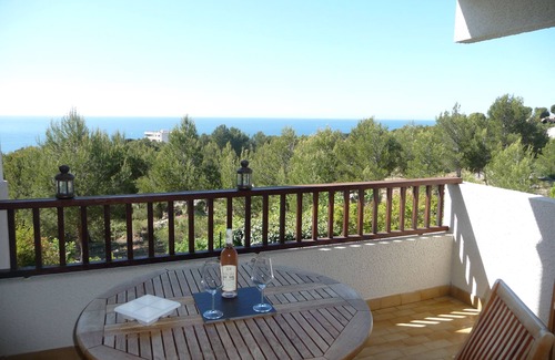 Cassis Apartment | Sea View Apartment with Pool and Tennis in Cassis Provence