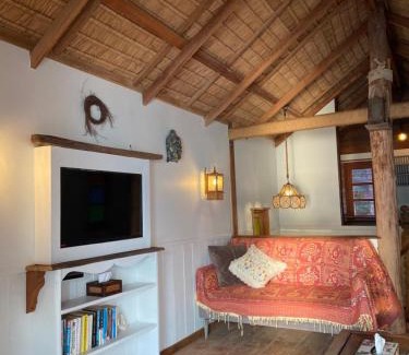Ko Pha-ngan Resort | Discover Castaway Beach Bungalows with Oceanfront Bliss