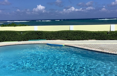 East End Condo | Beachfront Bliss at Castaways Cove Unit 122