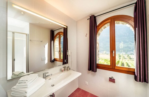 Sierre Bed & Breakfast | Experience Castel de Daval: Rated 9.6 with Family-Friendly Amenities