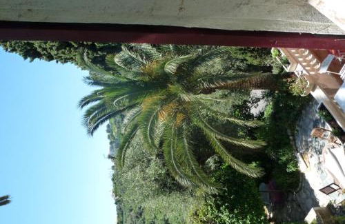 Saint Philippe Bed & Breakfast | Enchanting Castel Enchanté: Oceanfront Bliss Awaits You