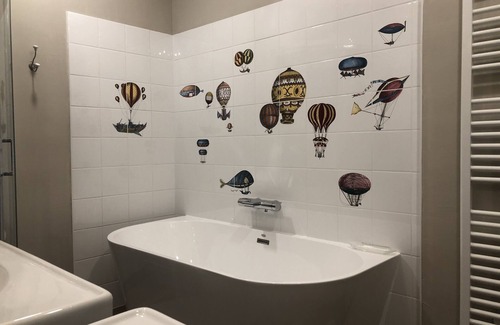 Falaise House | Experience Castel Saint-Léonard: Top-Rated B&B with Pool