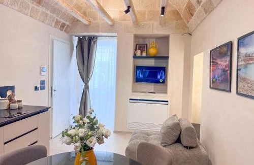 Monopoli House | CastelFidardo Dimore