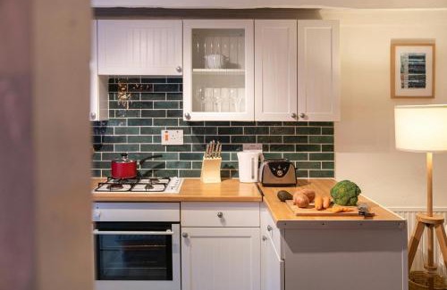 Tan-y-groes House | Castell Cwtch Llangrannog
