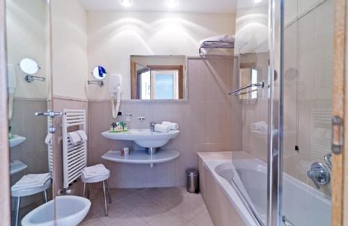 Castellaro Hotel | Enjoy Oceanfront Bliss at Castellaro Golf Resort
