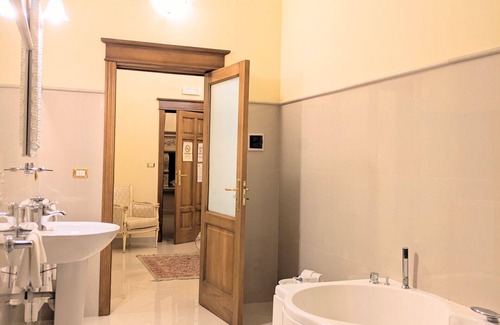 Torre Santa Susanna Bed & Breakfast | Relax at Castello Conti Filo Resort: Rated 9/10 for Comfort
