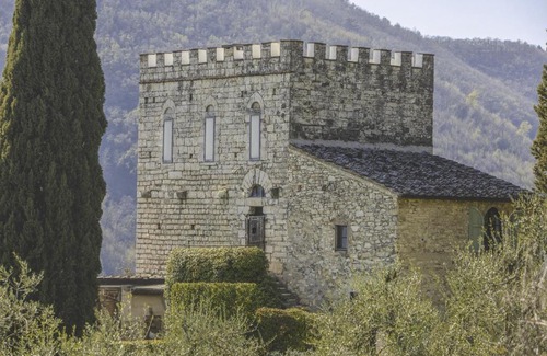 Molino del Piano Villa | Experience Castello di Casalta with Pool & Ocean Views