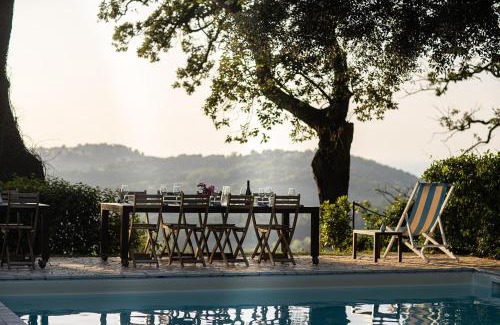 Granarola Apartment | Discover Castello di Granarola Relais: 4-Star Oceanfront Escape