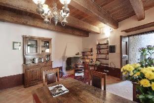 Sellano Hotel | Experience Tranquility at Castello Di Postignano Relais