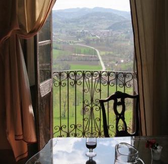 Villa Hotel | Discover Castello Di San Sebastiano Po - Rated 9/10!