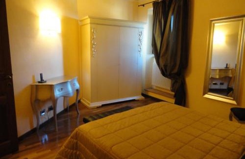 Izzalini House | Discover Castello Izzalini Todi Resort: Pet-Friendly Retreat