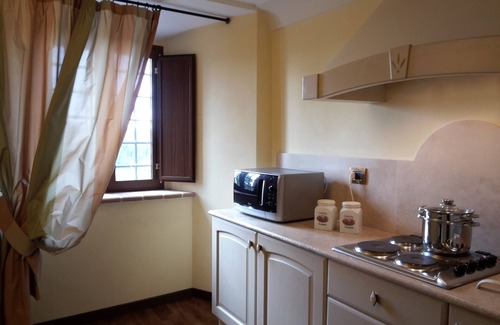 Izzalini Apartment | Beautiful Castello Izzalini Todi Resort with Delicious Dining