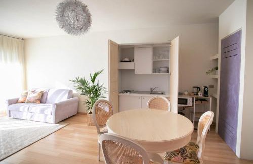 Lovere Apartment | Family-Friendly Castello Lovere Apartments with Top Ratings
