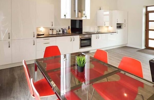 Upwey Cottage | Top-Rated Casterbridge: Family-Friendly & Pet Welcoming Stay