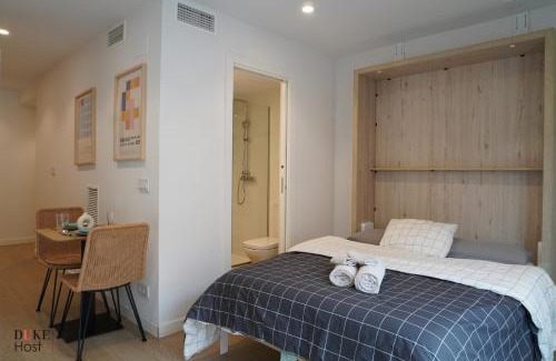 Castillejos Apartment | Elegant CASTILLA B Apartments - Family-Friendly Retreat