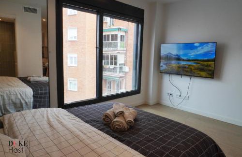 Castillejos Apartment | Elegant CASTILLA B Apartments - Family-Friendly Retreat