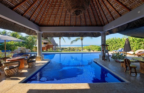 Santa Maria Colotepec Villa | Experience Castillo Encantado: A Gateway to Ocean Bliss