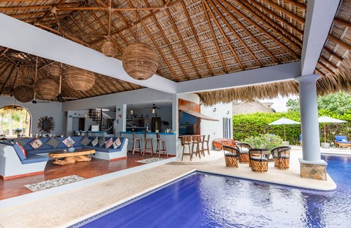 Santa Maria Colotepec Villa | Experience Castillo Encantado: A Gateway to Ocean Bliss