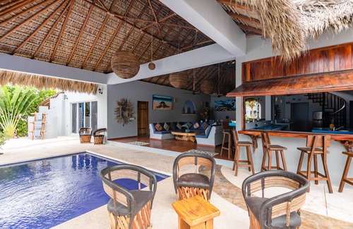 Santa Maria Colotepec Villa | Experience Castillo Encantado: A Gateway to Ocean Bliss