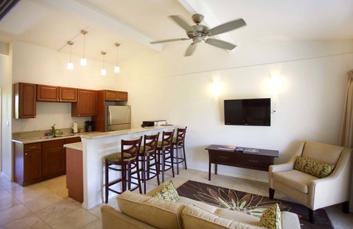 Wailua Condo | Inviting Castle at Kaua'i Kailani with Oceanfront Views