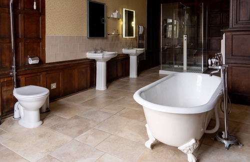 Stonnall Hotel | Discover Castle Bromwich Hall: Family-Friendly Getaway