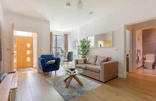 Redhill Apartment | Family-Friendly Castle Haven Apartment in Redhill Awaits