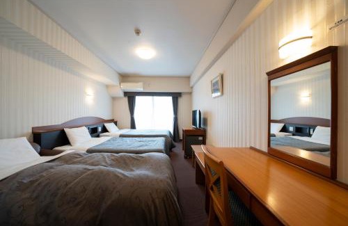 Komaki Hotel | Discover Comfort at Castle Inn Komaki with Family Amenities