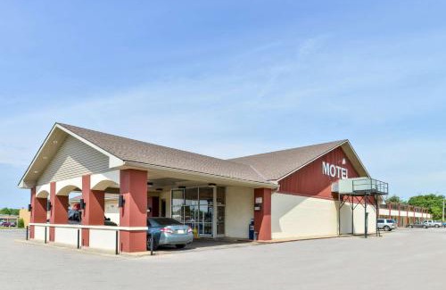 Anadarko Hotel | Comfortable Stay at Castle Inn & Suites Anadarko