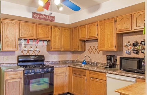 Weirs Beach House | Discover Castle Rest: Perfectly Located by Weirs Beach