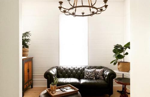 Geelong West House | Castlebar: Boutique Accommodation Near Pakington Street