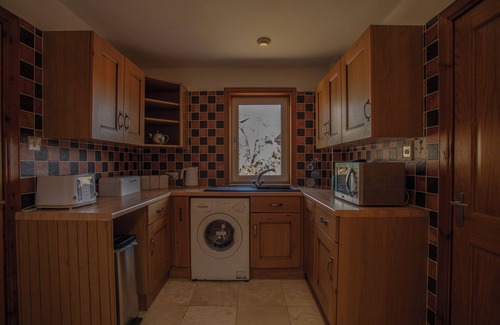 Castlebay House | Pet-Friendly Retreat at CASTLEBAY VIEW, Isle Of Barra