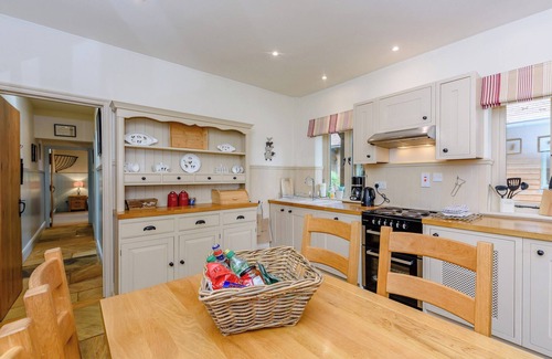 Sedlescombe Cottage | Perfect 2-Bedroom Stay in Sedlescombe Near Battle
