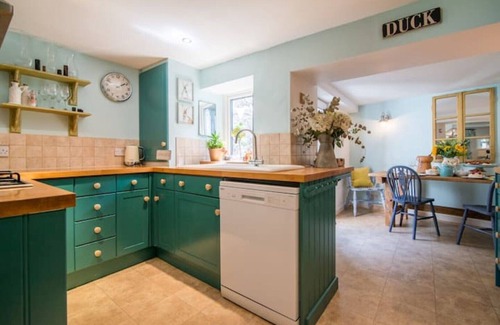 Castleton Cottage | Pet-Friendly Castleton Cottage in the Peak District