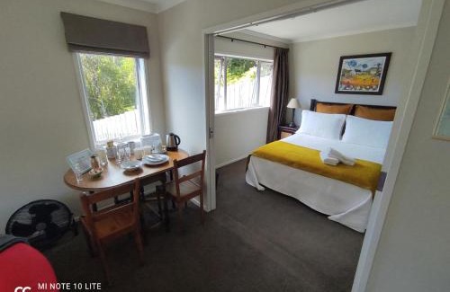 Castor Bay House | Discover Family-Friendly Comfort at Castor Bay Homestay