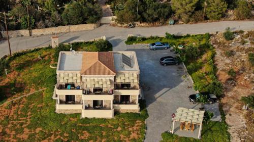 Elafonisos Hotel | Family-Friendly Castro Elafonisos with 9.8/10 Guest Rating