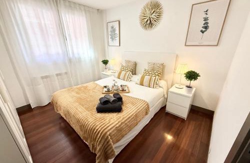 Castro Urdiales Apartment | Central Apartment with Pool and Garage - Rated 9.2/10