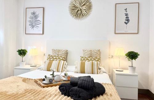 Castro Urdiales Apartment | Central Apartment with Pool and Garage - Rated 9.2/10