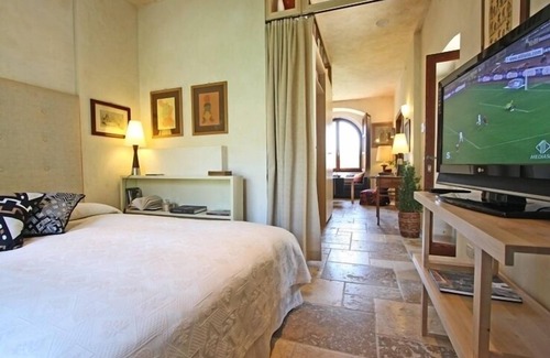 Vittorio Veneto Bed & Breakfast | Discover Castrum di Serravalle: Spa & Family-Friendly Retreat