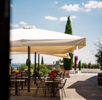 San Pietro in Cariano Hotel | Pet-Friendly Retreat at Castrum Wine Relais with Top-Rated Service