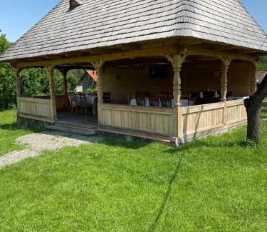 Breb House | Top-Rated Căsuța din Gradina: Family-Friendly Retreat