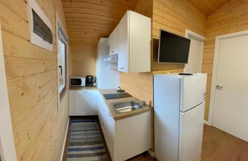Viseu de Sus House | Discover Casuțele de sub deal: Hot Tub & Pet-Friendly Stay