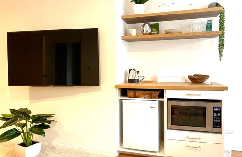 Casuarina Apartment | Idyllic Casuarina Beach Retreat with Ocean Views