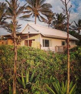 Ezembeni Apartment | Casuarina Cabin