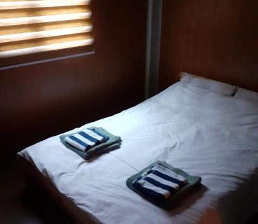 Snagov House | Pet-Friendly Cabana OTE Soft Near Family Attractions