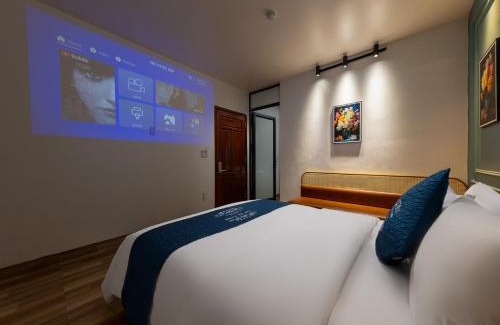 Cat Hai Hotel | Pet-Friendly Cat Ba Xanh Spring Garden Hotel with Ocean Views