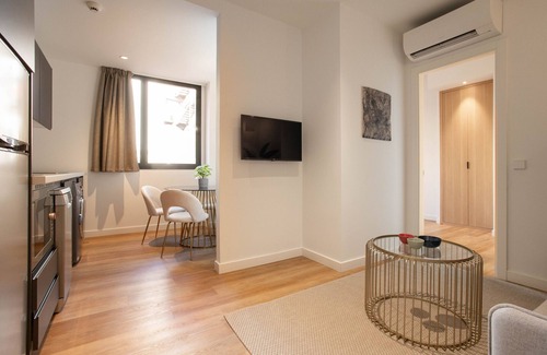 Adelfas Apartment | Catalina 010 apartment in Madrid